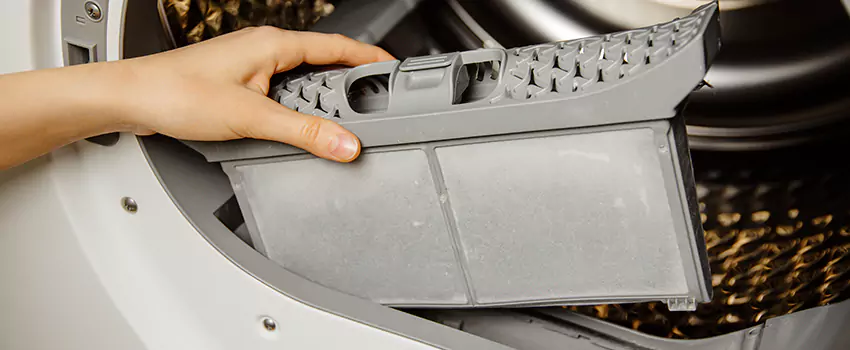 Signs Of A Clogged Dryer Lint Trap in Frankfort, Kentucky